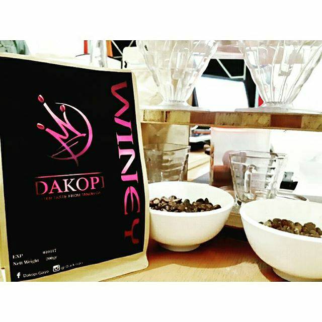 

DAKOPI Gayo Arabica Winey Procces, 200g Biji / Bubuk