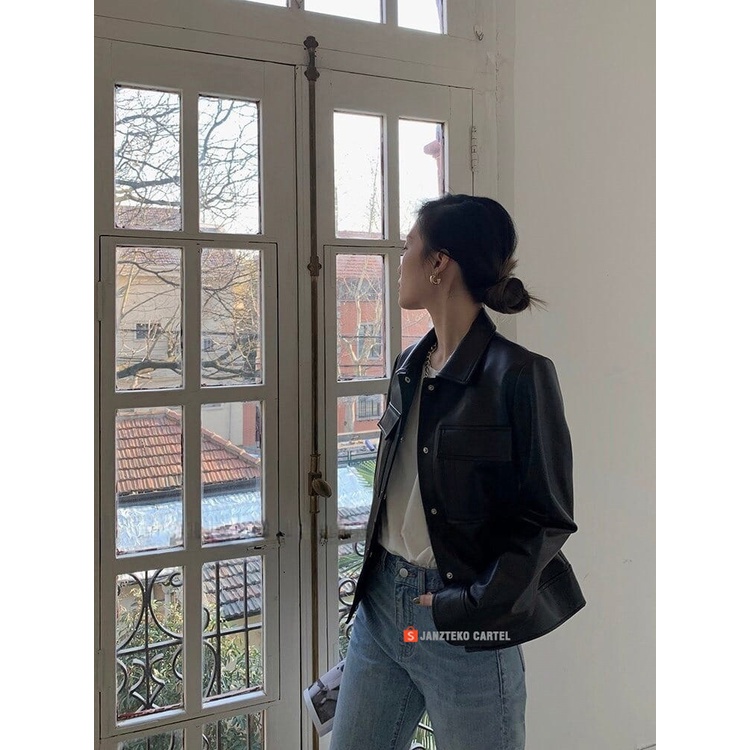 JNK x ELMA - Jaket Kulit Casual Pria Wanita Leather Jacket Synthetic Reguler Premium Trendy Cewek Cowok Perempuan Laki Laki OOTD Viral Korean Style Musim Semi Musim Gugur Mantel Pakaian Ramping Pengendara Sepeda Korea Dual Pocket Oversize Kekinian Modern