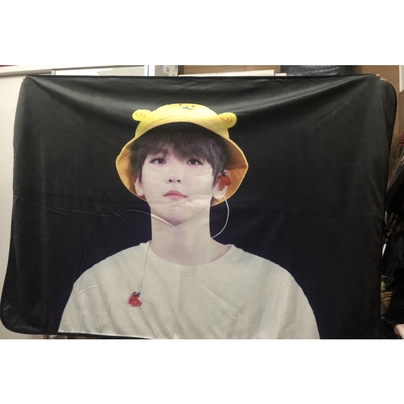 BAEKHYUN EXO BLANKET - FANSITE MERCH