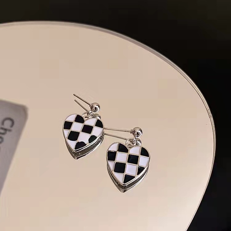 Anting Tusuk Gantung Bahan Sterling Silver 925 Desain Hati + Papan Catur Hitam + Biru Untuk Wanita