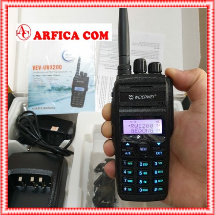 WEIERWEI VEV UV8200 HT WEIRWEI VEV-UV8200 DUALBAND 10WATT IP67 ORI