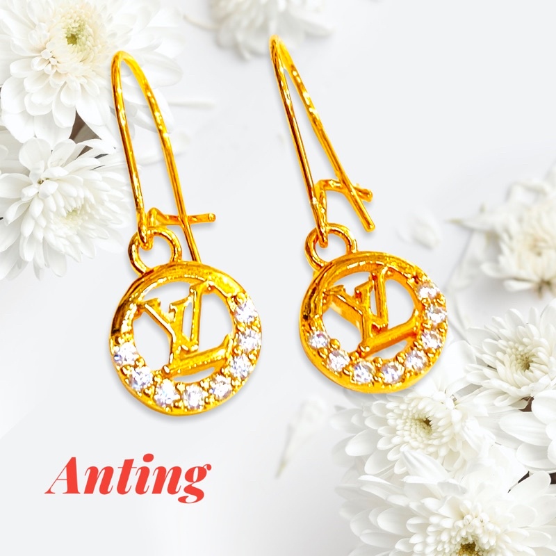 anting wanita //anting permata //perhiasan //anting //perhiasan