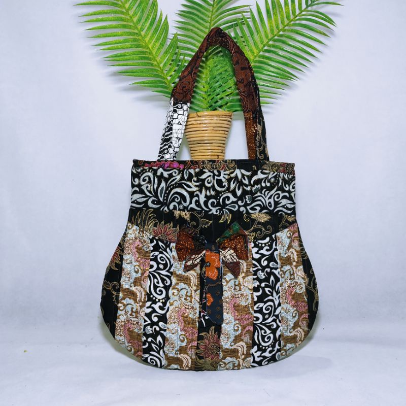 Tas Batik Perca Unik (Model Setengah Lingkaran)