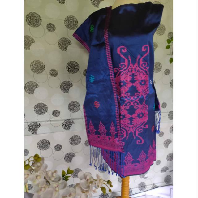 Songket silungkang motif teratai