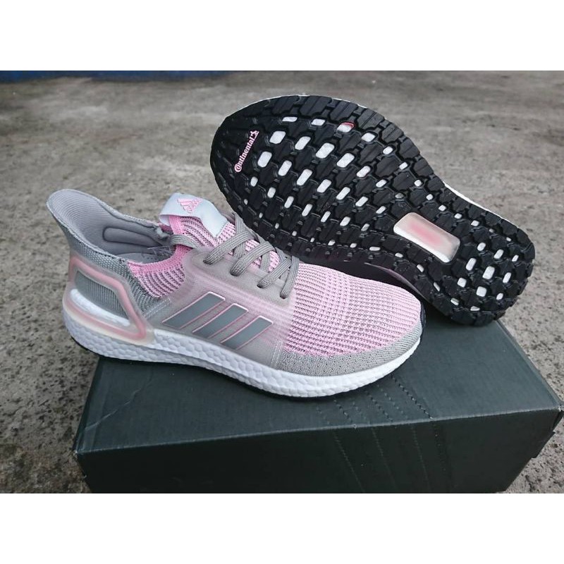 Sepatu Adidas  Ultra Boost Asli/Original
