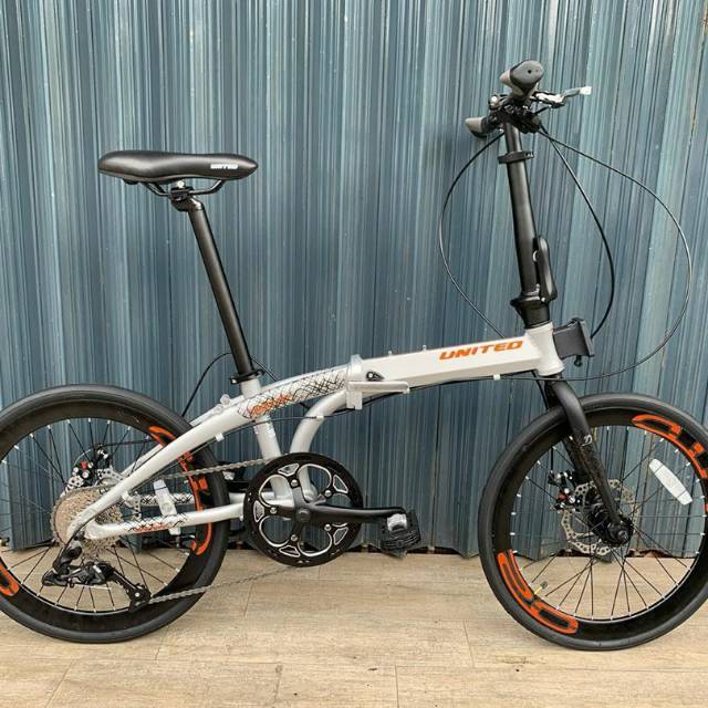 Sepeda lipat united niqma