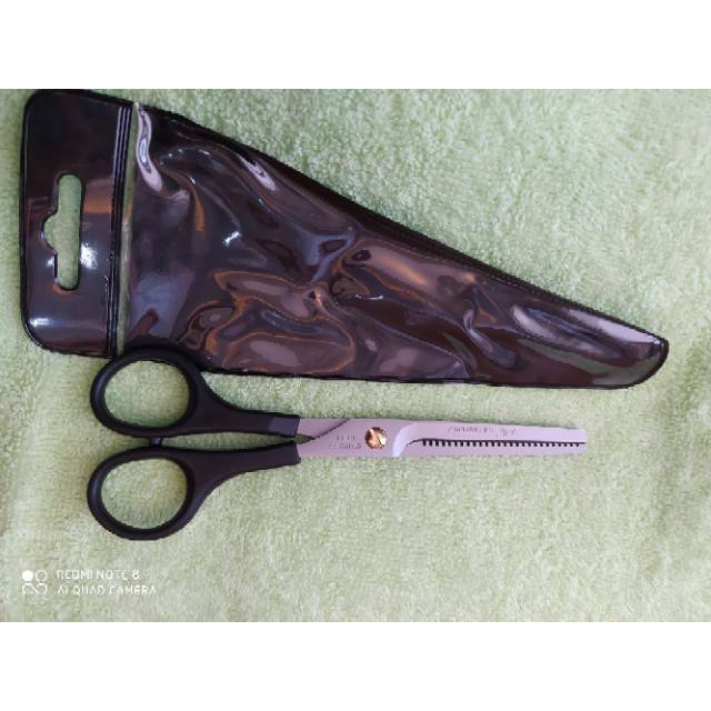 

Gunting rambut shilla