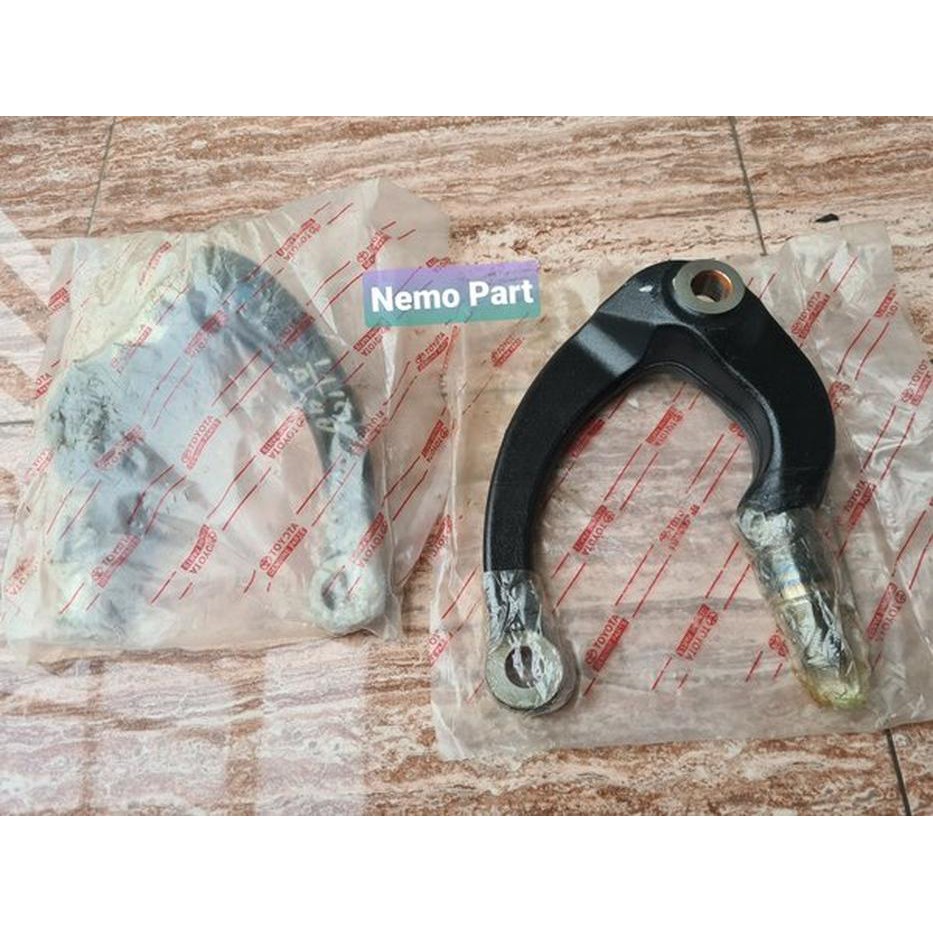 Arn Knuckle Steering Knakel Kenakel Assy Roda Kanan Depan Toyota Hino Dutro Ht125 Ht130 Original