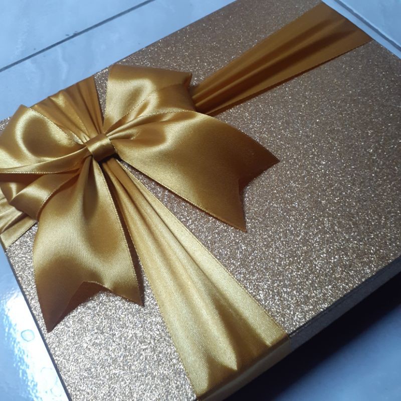 GIFTBOX CANTIK WARNA KUNING GOLD EMAS HARDBOX KOTAK KADO HADIAH ISTIMEWA