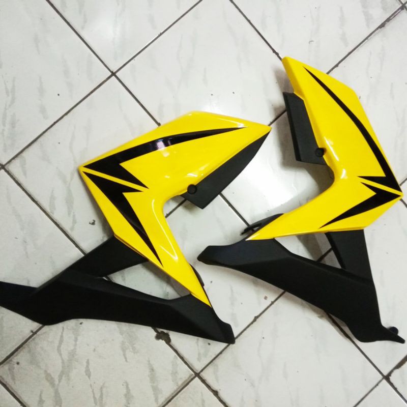 FAIRING BAJAJ PULSAR NS200 HALF FAIRING BAJAJ PULSAR 200NS COVER ENGINE PULSAR NS200
