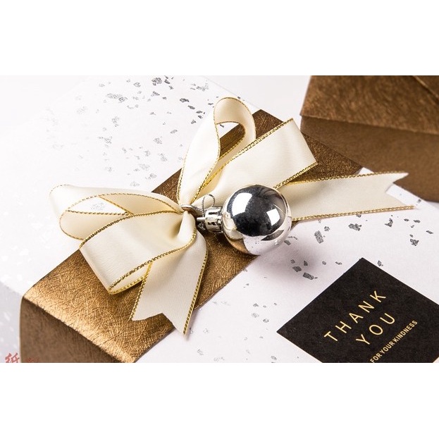 

PITA LIST GOLD ribbon design packing dus kotak Kado tali crop wrap