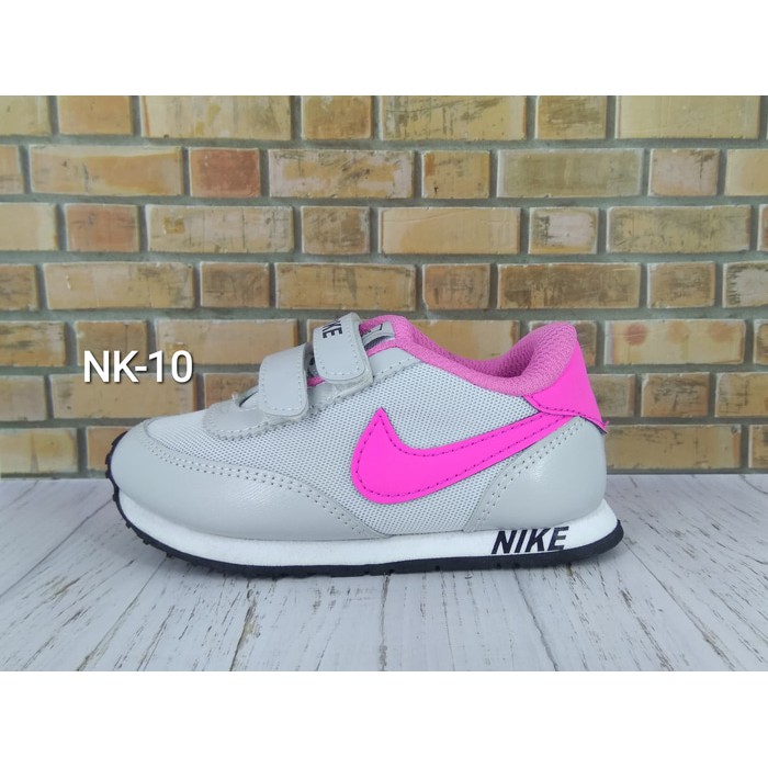 Sepatu Nike Anak Abu Pink