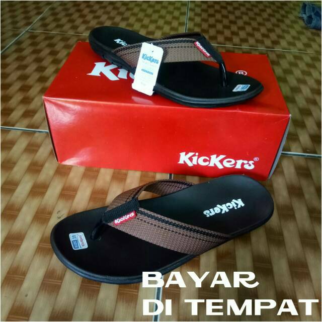 Sandal japit kickers coklat