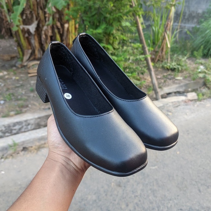 Sepatu Pantofel HITAM POLOS Size 37-41 Hak 3cm Sepatu Kerja Kantor Ngajar Sekolah Perempuan Sepatu Paskib Hitam Fantovel Sepatu Hitam Guru Wanita