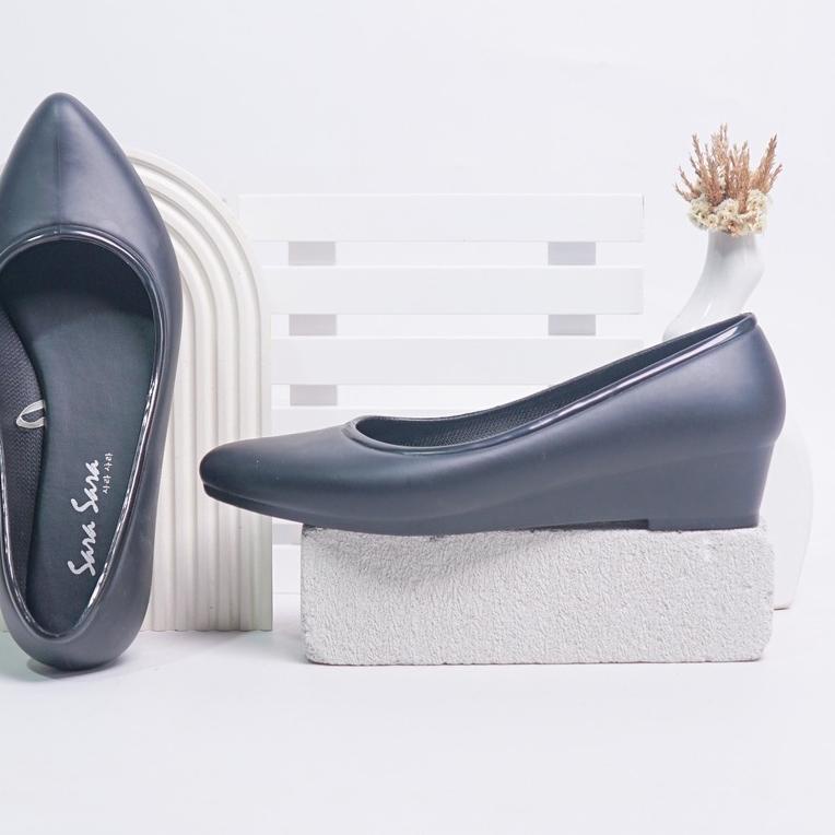 artU0g0F--Sara Sara RAINBOW Flat Shoes Wanita Sepatu Jelly Hak Tinggi 3.5 cm Keren