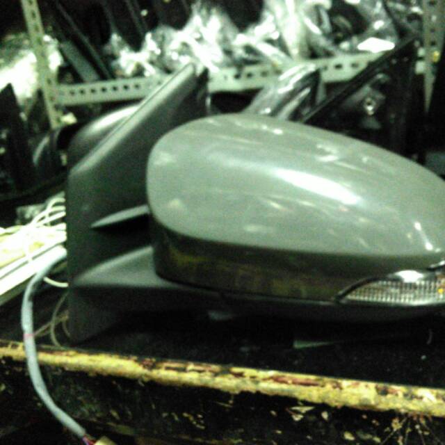 Spion daihatsu sigra ori