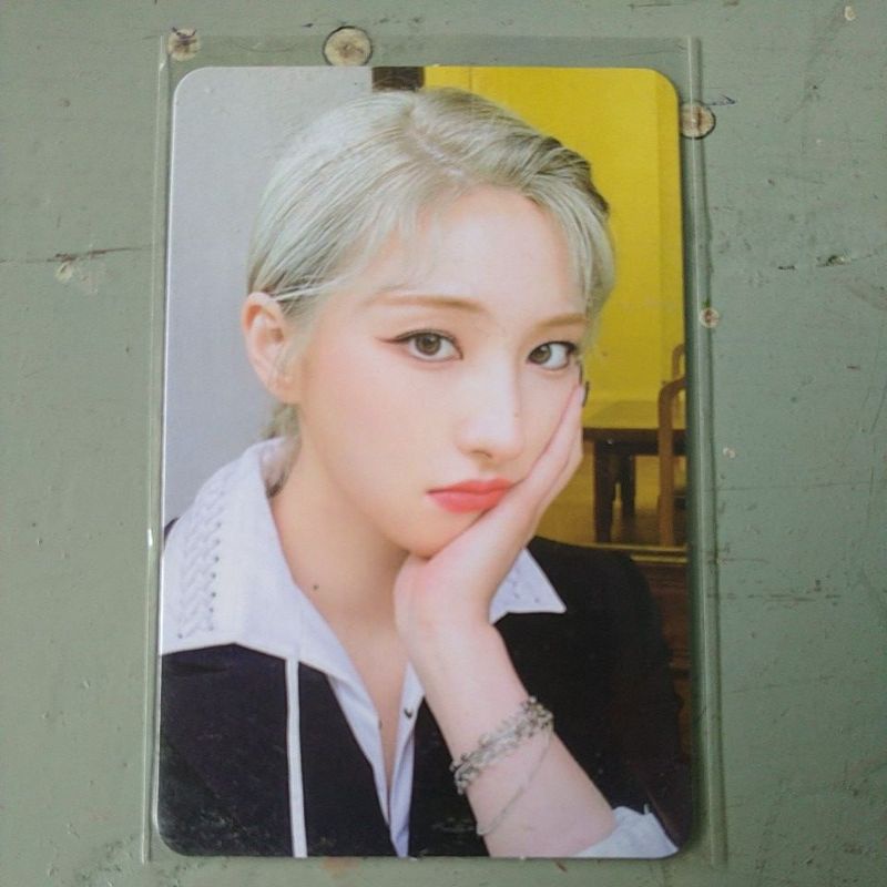 photocard Eunseo WJSN : The Black my attitude