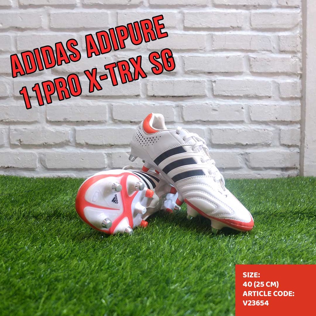 adidas adipure 11pro SG size 40