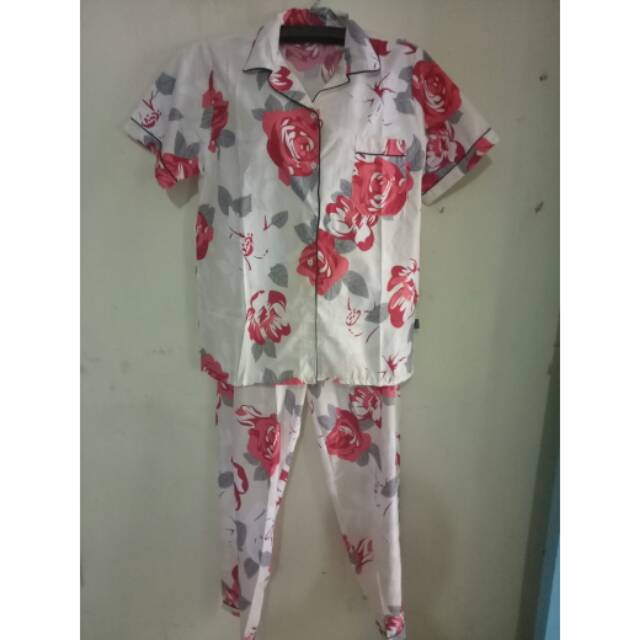 Baju tidur bahan satin
