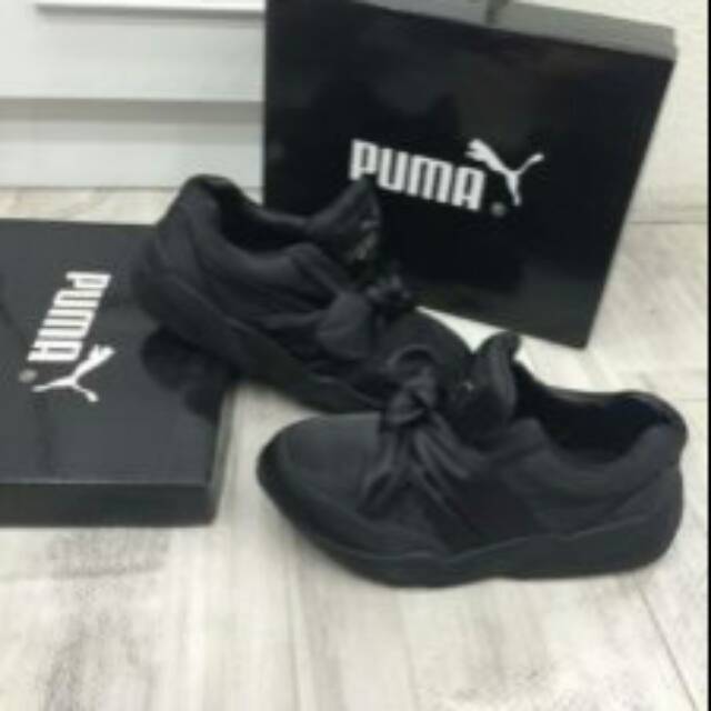 Sepatu wanita / puma pita full hitam