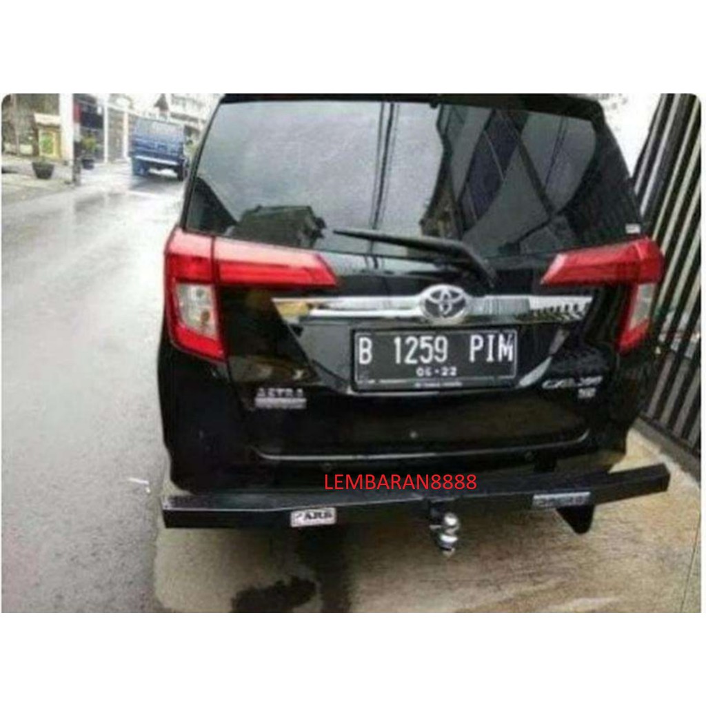 Towing Pengaman Besi Bumper Belakang Mobil Calya Sigra
