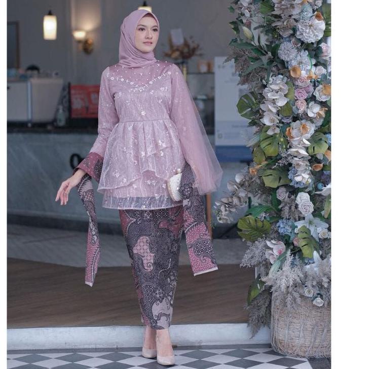 Best Seller.. Batik Couple Kebaya Modern Kebaya Tunangan Lamaran Baju Wisuda Baju Couple Kebaya Wisu