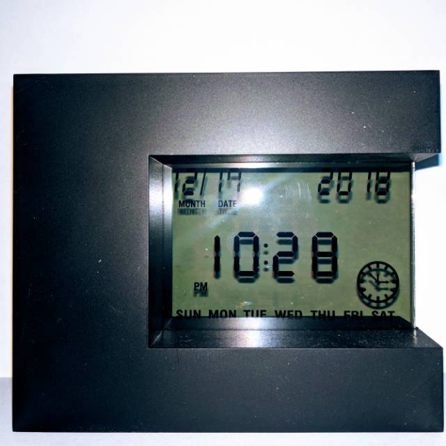 MINISO - Jam Digital Minimalis