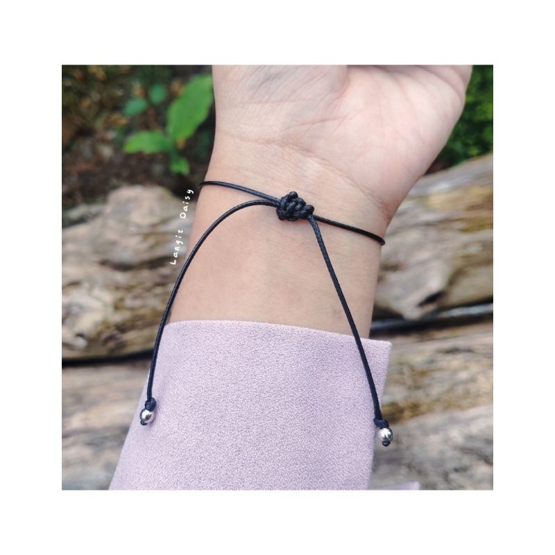 Gelang Tali Simple Tipis | Waterproof Anti air | Adjustable | Gelang Beads Super simpel  Tipis Minimalist Couple Pasangan Sahabat | Cowok Cewek | Hitam Tipis | Minimalis Vintage Etnik Modern | Murah Unik