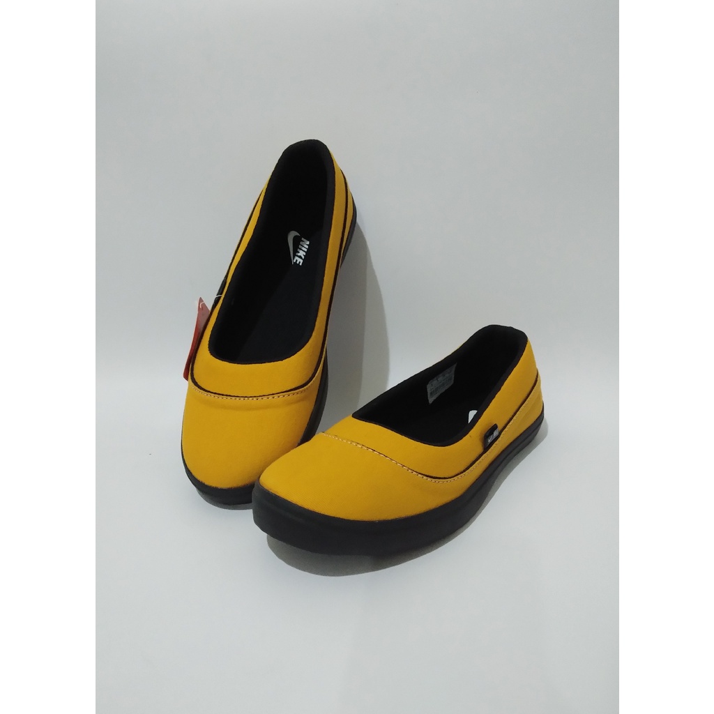 SEPATU WANITA SLIP ON 05 KUNING HITAM.SEPATU FLAT WANITA.SEPATU SLIP ON WANITA TERBARU