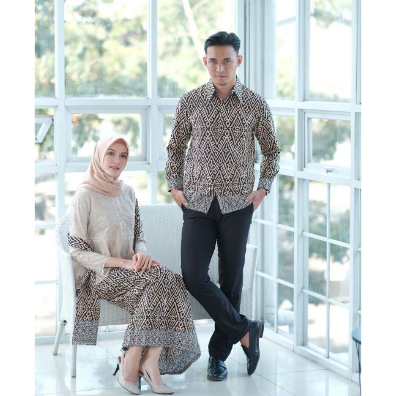 KEBAYA BROKAT COUPLE / KEBAYA BRUKAT PASANGAN / BAJU TUNANGAN / BAJU KONDANGAN / WIDBATIK / MODREN