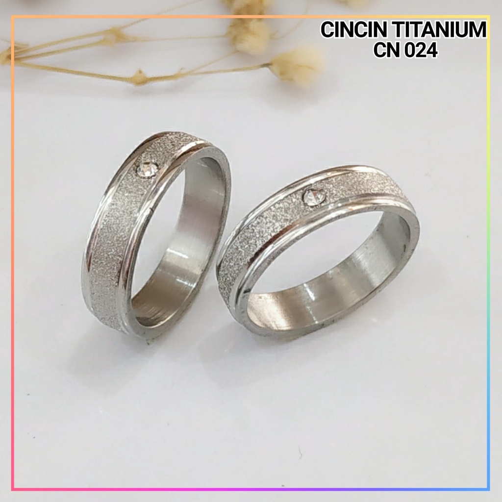 Cincin Titanium/stainless steel couple harga/1biji cincin dewasa elegan kerlip mata satu perhiasan lapis emas silver CN 024