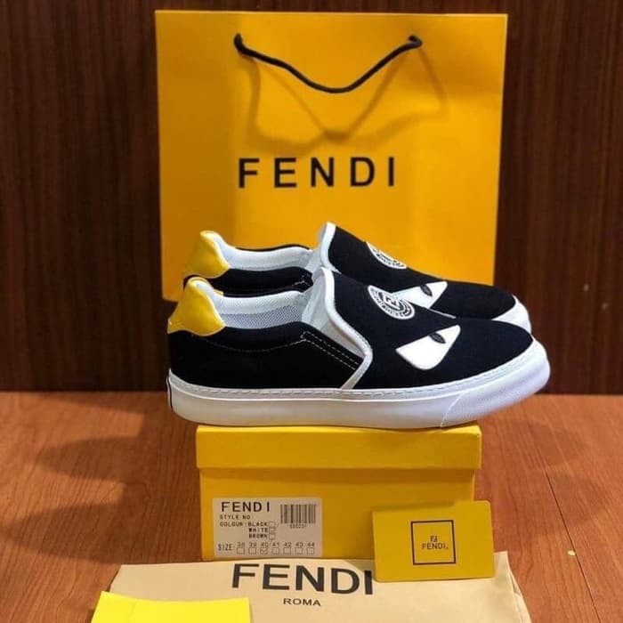 Asli Sepatu Fendi Monster Sneakers Slip On Black White Original Murah Sport Running