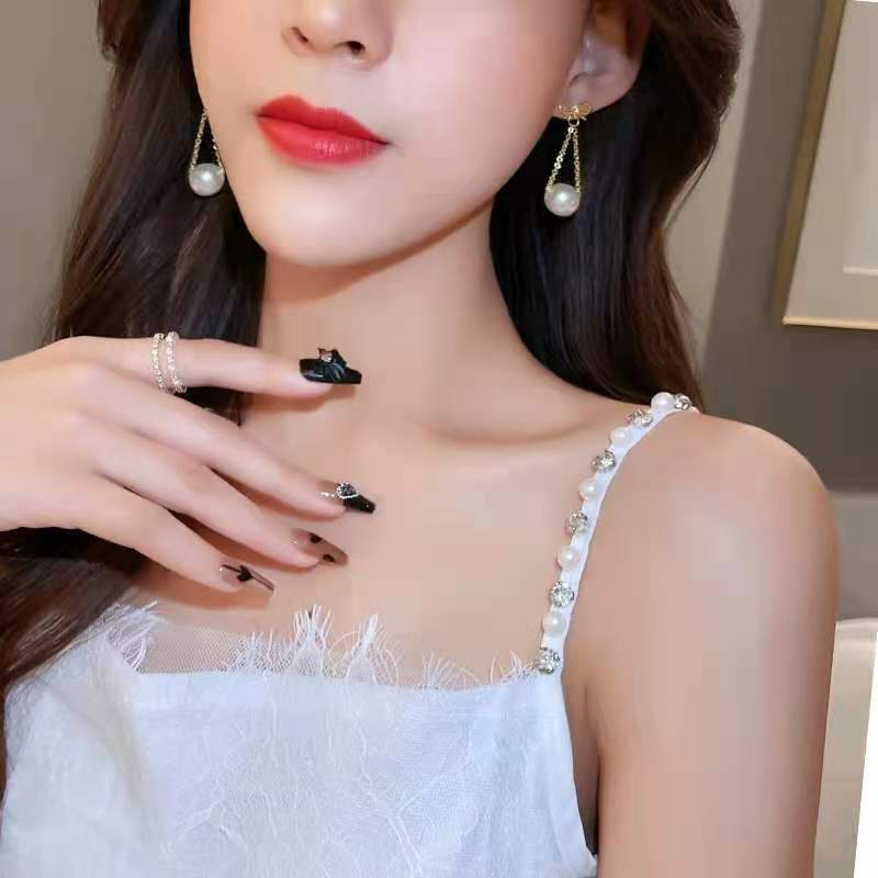 Anting Panjang Mutiara Berpohon Busur Elegan Aksesoris Korea Wanita