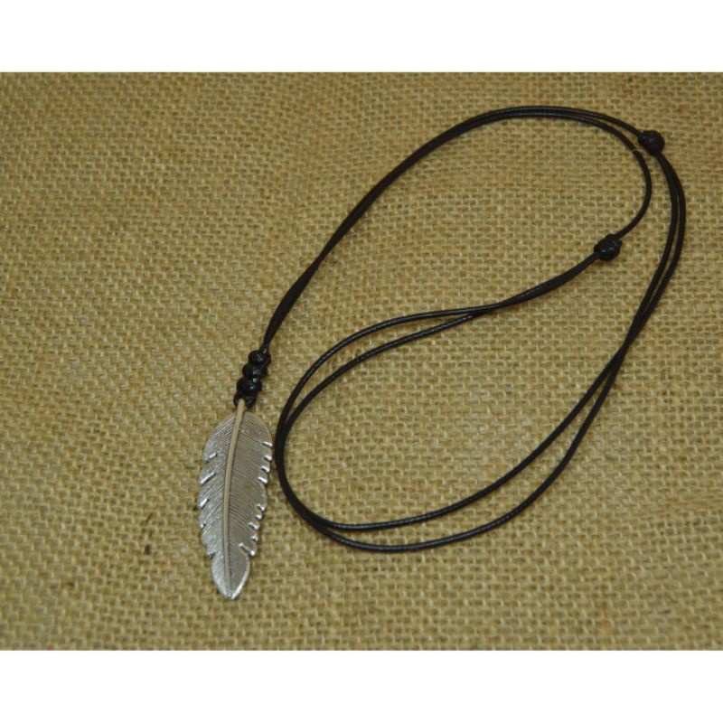 Kalung Tali Pria Titanium Liontin Logam Bulu Feather Anti Karat Premium Necklace