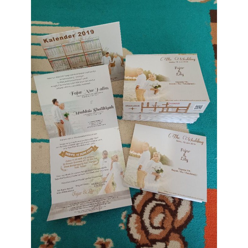 

Undangan Custom Sedang Kalender