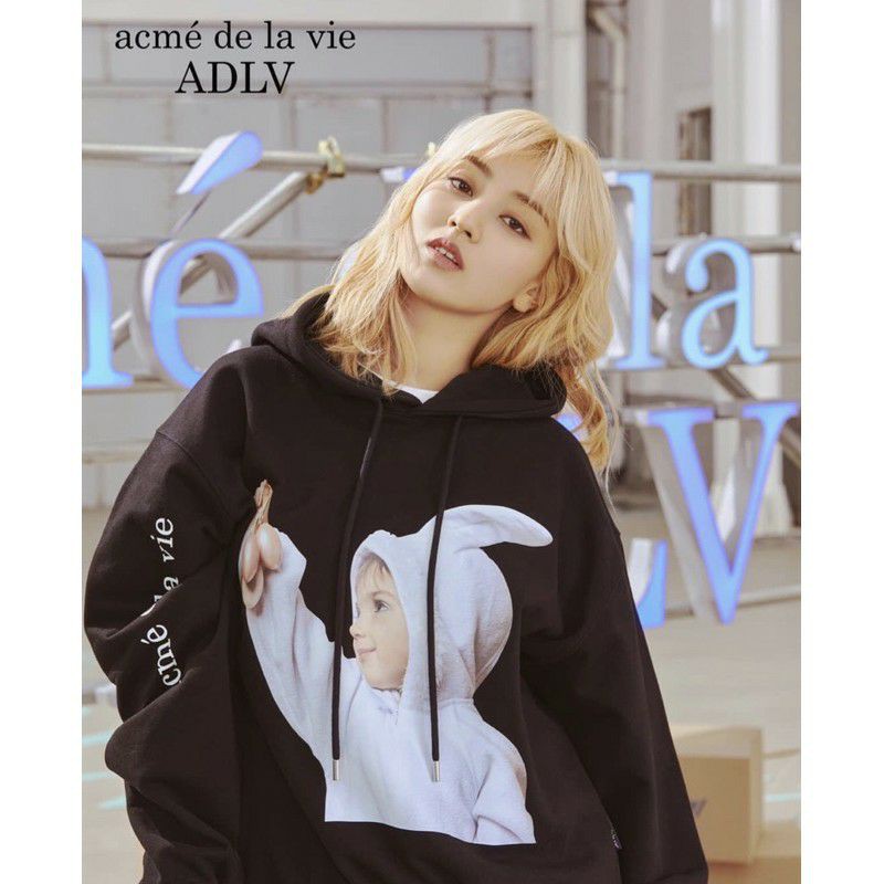 [PRELOVED] TWICE X ADLV BABYFACE HOODIE