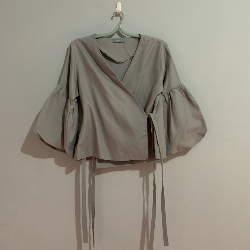 Preloved MIROIR - Puffy Top 2in1 Blouse & Outer