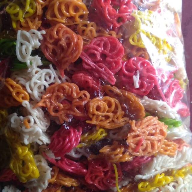 

Kerupuk Mawar Warna Warni