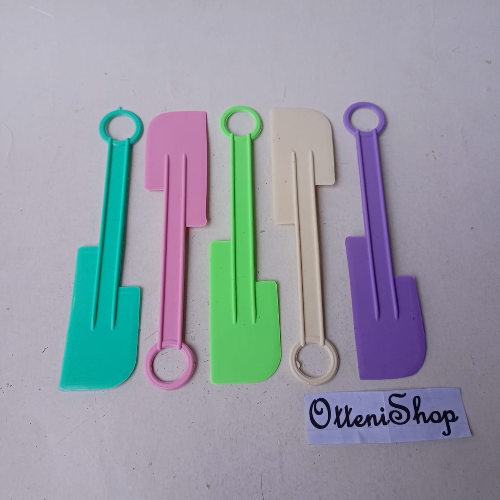 Solet plastik alat aduk adonan cream kue panjang 19 cm perlengkapan dapur polesan cake roti oles sel