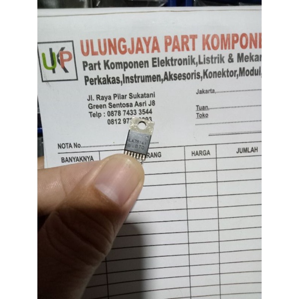 IC vertikal LA78141 untuk tv tabung