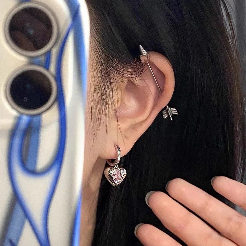Anting Zircon Bentuk Hati Lapis Silver Gaya Korea Untuk Wanita