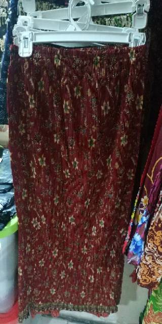 Rok plisket batik