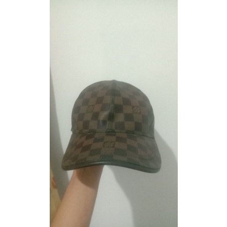 Topi Louis Vuitton Original (bekas)