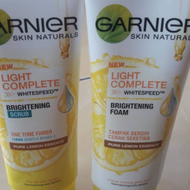 Garnier Light Complete 100ml Scrub &amp; Facial Foam #Garnier facial foam/garnier facial wash.