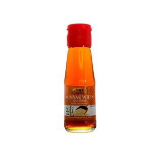 

Lee Kum Kee Pure Sesame Oil Minyak Wijen 115Ml