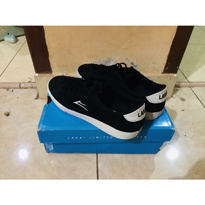 sepatu lakai second good condition