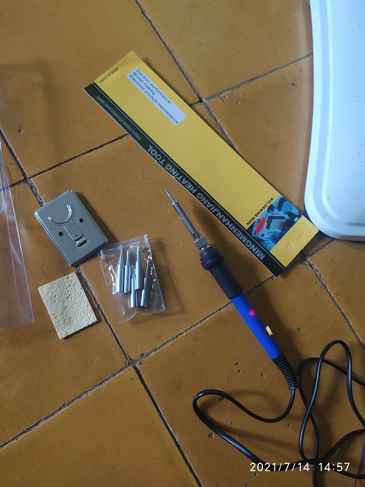 Taffware Solder Iron Adjustable Temperature 60w - Cs-31