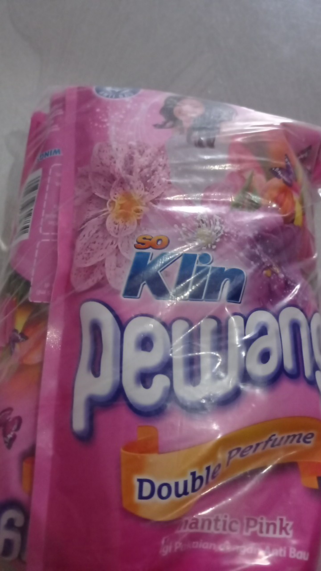 Soklin Pewangi Doble Farfume 900ml