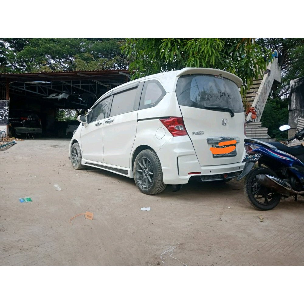 aksesoris mobil BODY KIT honda freed hybrid 2009-11 ONGKOS KIRIM MURAH