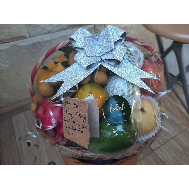 

Parcel Buah Segar ukuran medium